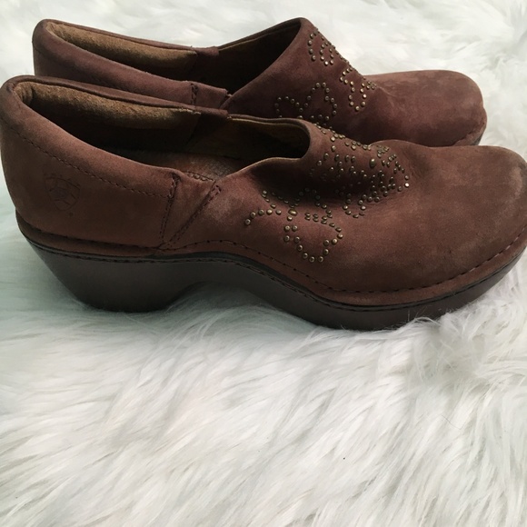 Ariat Shoes - 🍏 Ariat clogs Size 8 Leather Brown studs shoes
